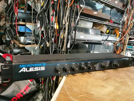 ALESIS Microverb III, mit Universal-Adapter, guter Zustand!!!