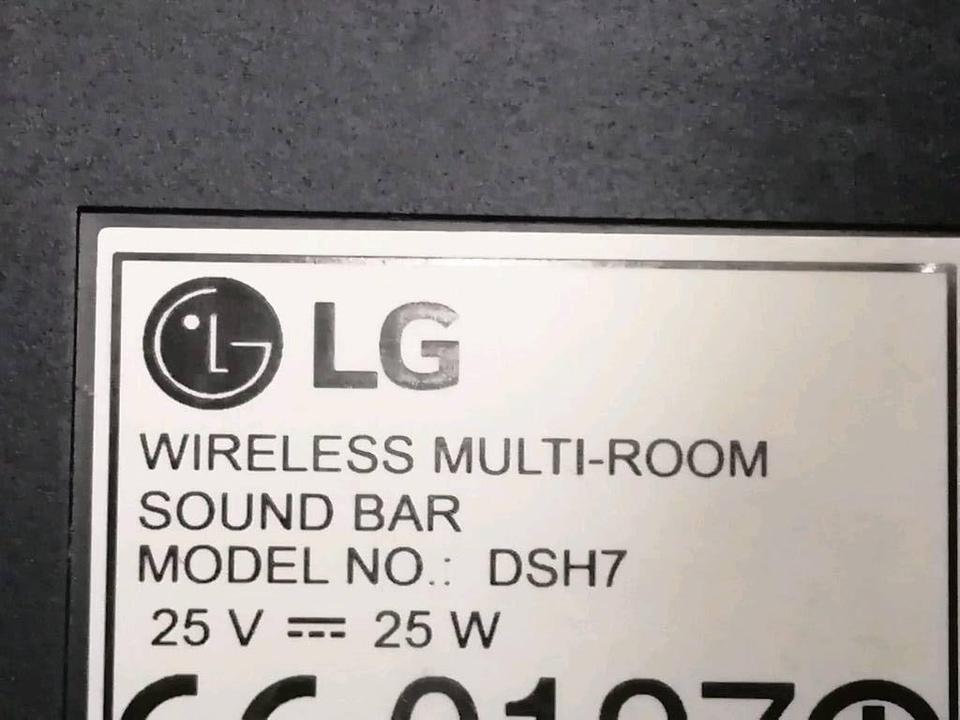 LG DSH7 wireless Multi-Room Sound Bar mit Bluetooth!!