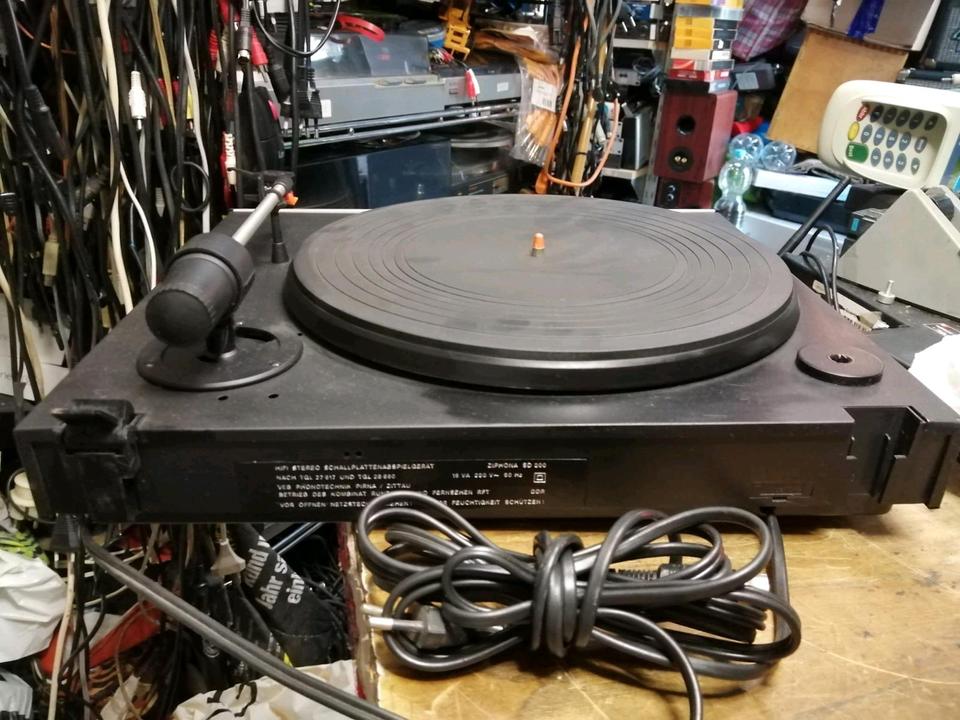 RFT HMK-SD200, Plattenspieler + TESLA VM 2103 Nadelsystem!!!