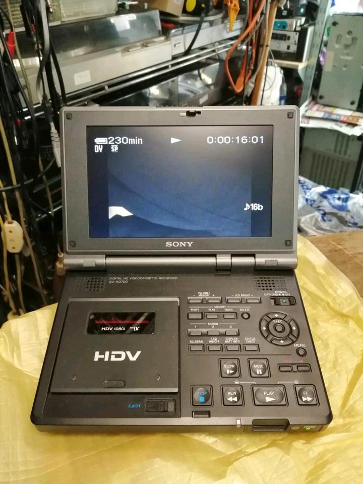 SONY GV-HD700E HD-MiniDV/HDV-Recorder, mit Zubehör!!