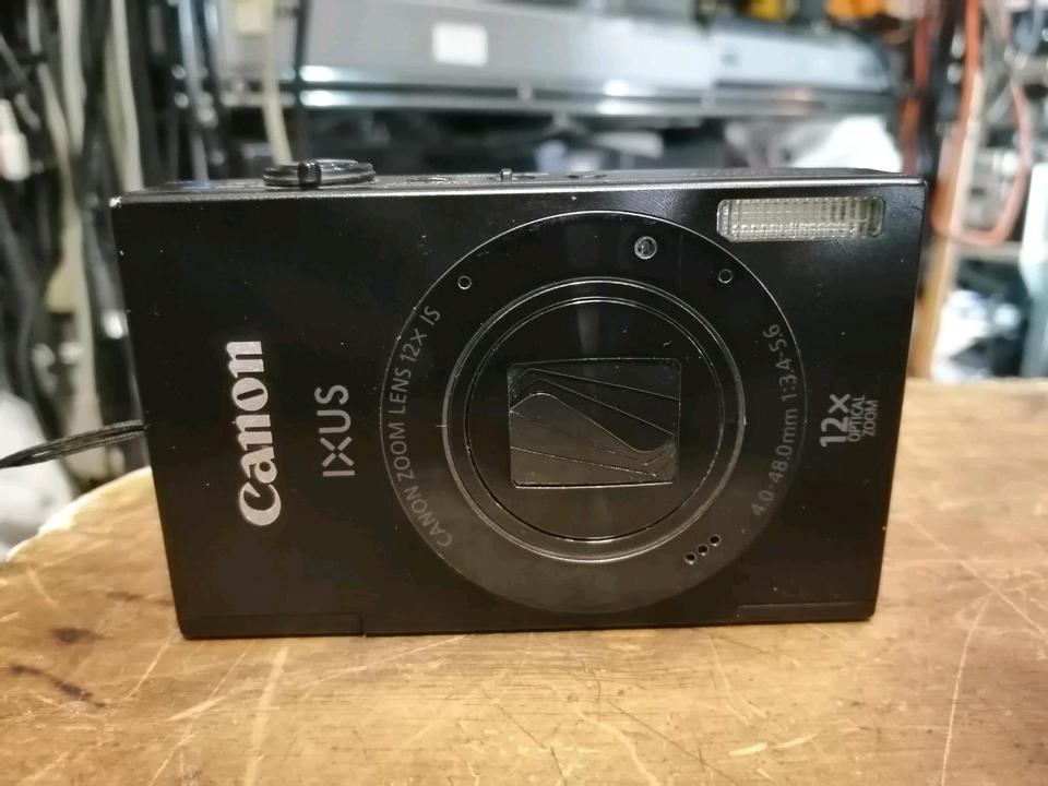 CANON IXUS 500 HS, Digital-Kamera mit Zubehör, guter Zustand!!