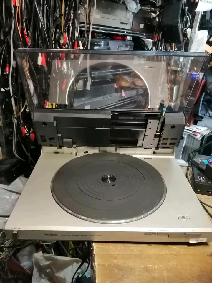 TECHNICS SL-DL5, Plattenspieler, etwas DEFEKT!!!