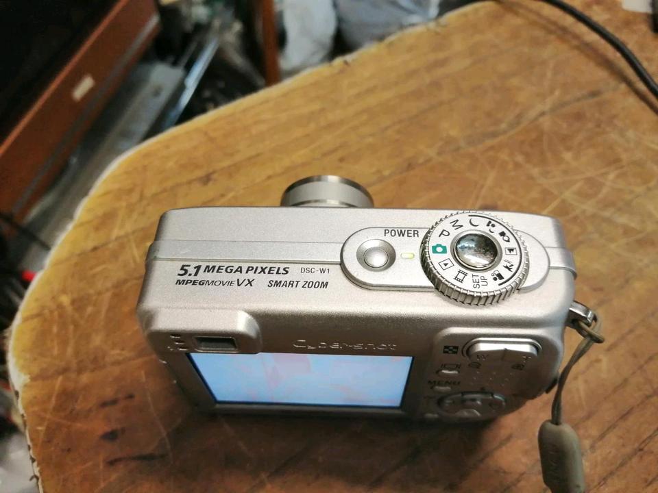 SONY DSC-W1, Digital-Kamera mit 1 Speicherkarte!!!