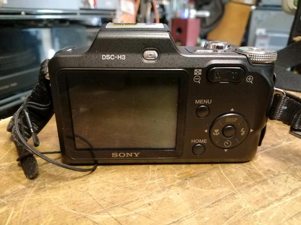 SONY DSC-H3, Digital-Kamera mit Zubehör, OHNE Speicherkarte!!