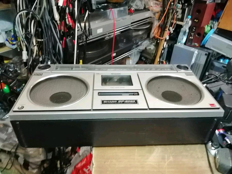SHARP GF-9090H, Radio-Cassetten-Recorder, guter Zustand!!