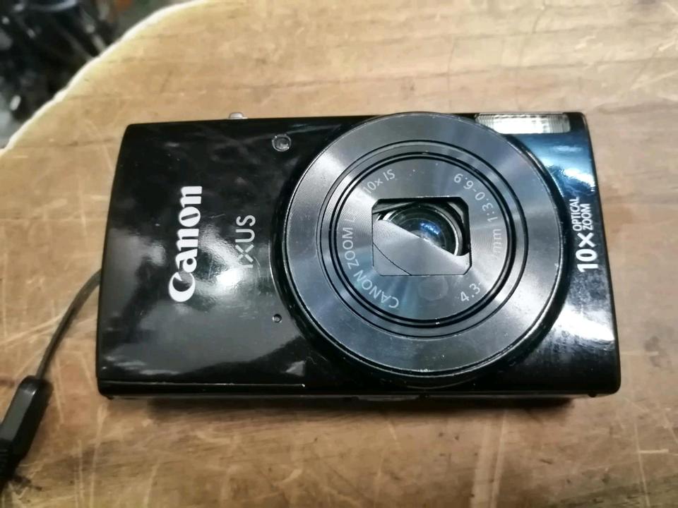 CANON IXUS 190, Digital-Kamera mit Zubehör!!!