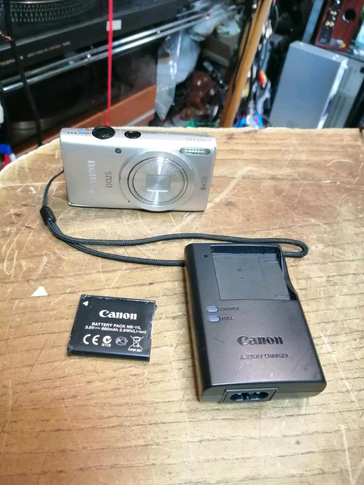 CANON IXUS 135, Digital-Kamera OHNE Speicherkarte!!
