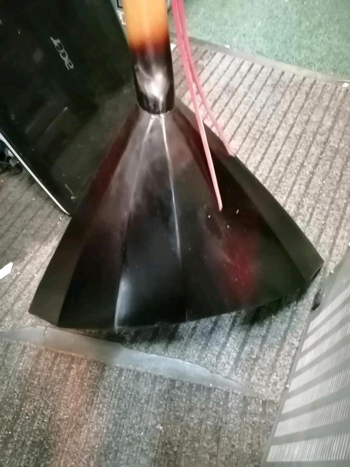 RUSSISCHE BALALAIKA, Baujahr: 1982, 3 Saiten, guter Zustand!!!