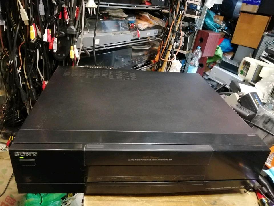 SONY SLV-825VC, Videocassettenrecorder, DEFEKT!!