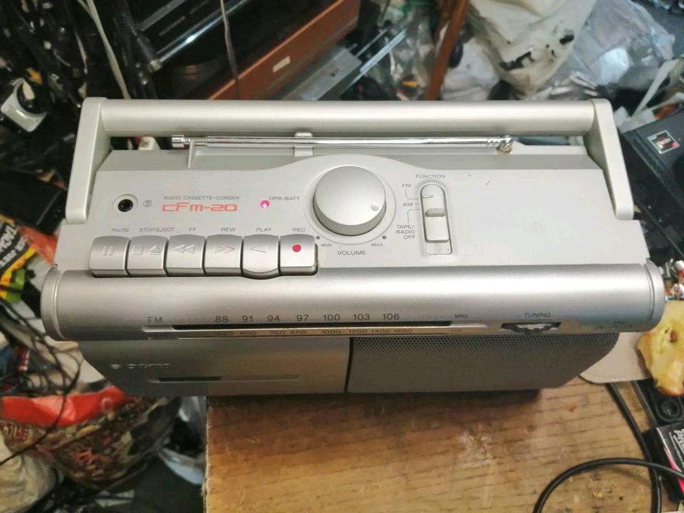 SONY cFm-20, Radio-Cassetten-Recorder, guter Zustand,!