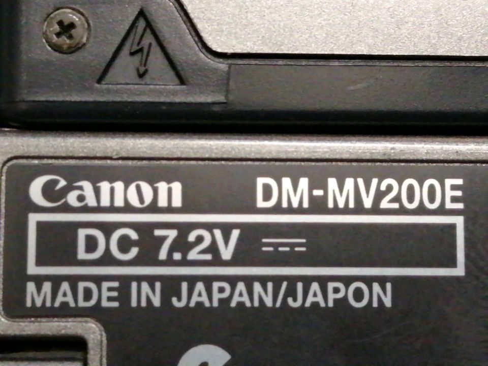 CANON DM-MV200E, MiniDV-Videocamera mit Zubehör, guter Zustand!!!