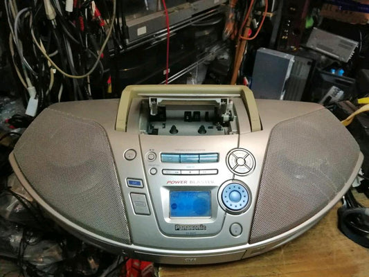 PANASONIC RX-ES25, Radio-Cassetten-Recorder mit CD, etwas DEFEKT!