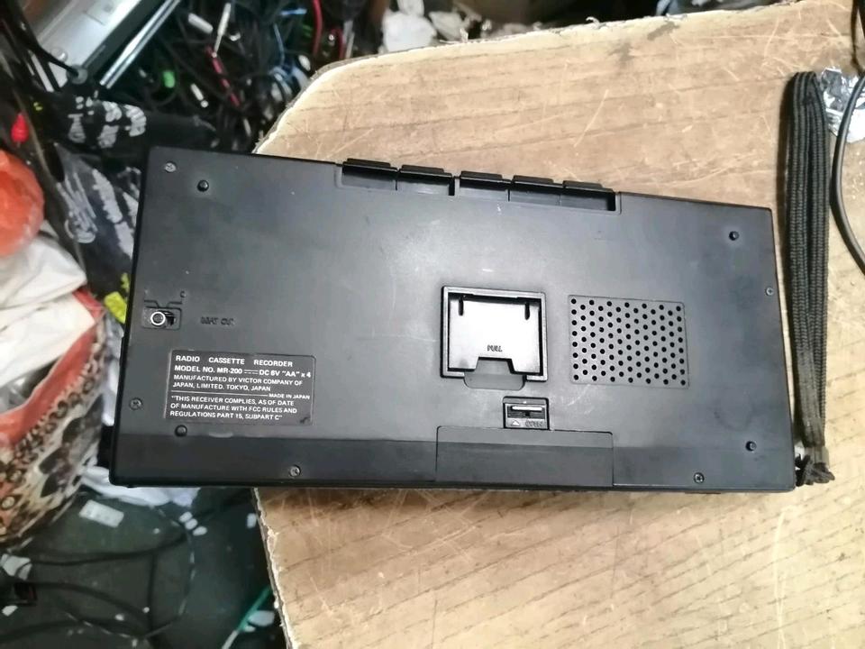 JVC MR-200, Radio-Cassetten-Recorder, etwas DEFEKT!!!