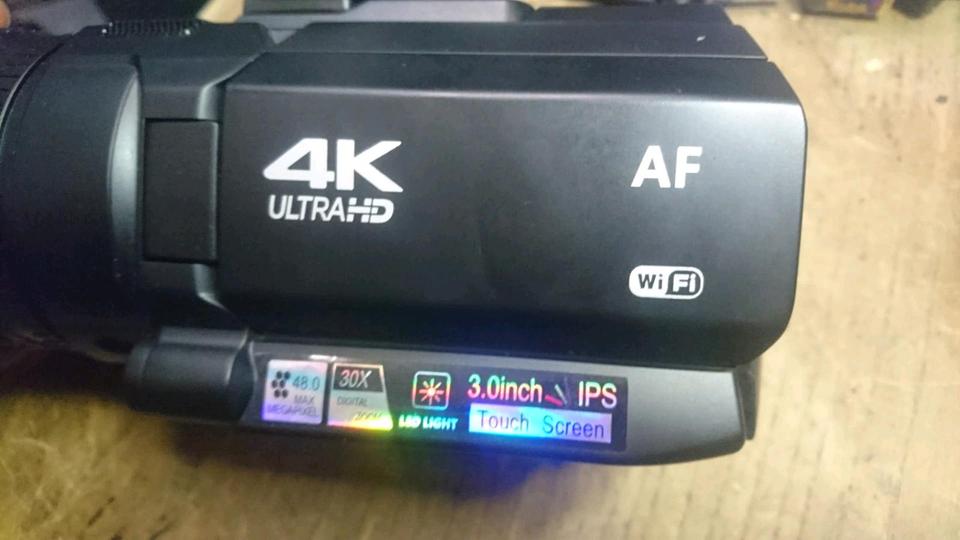 4K Ultra HD DVC, Digital Videocamera mit Zubehör!!!