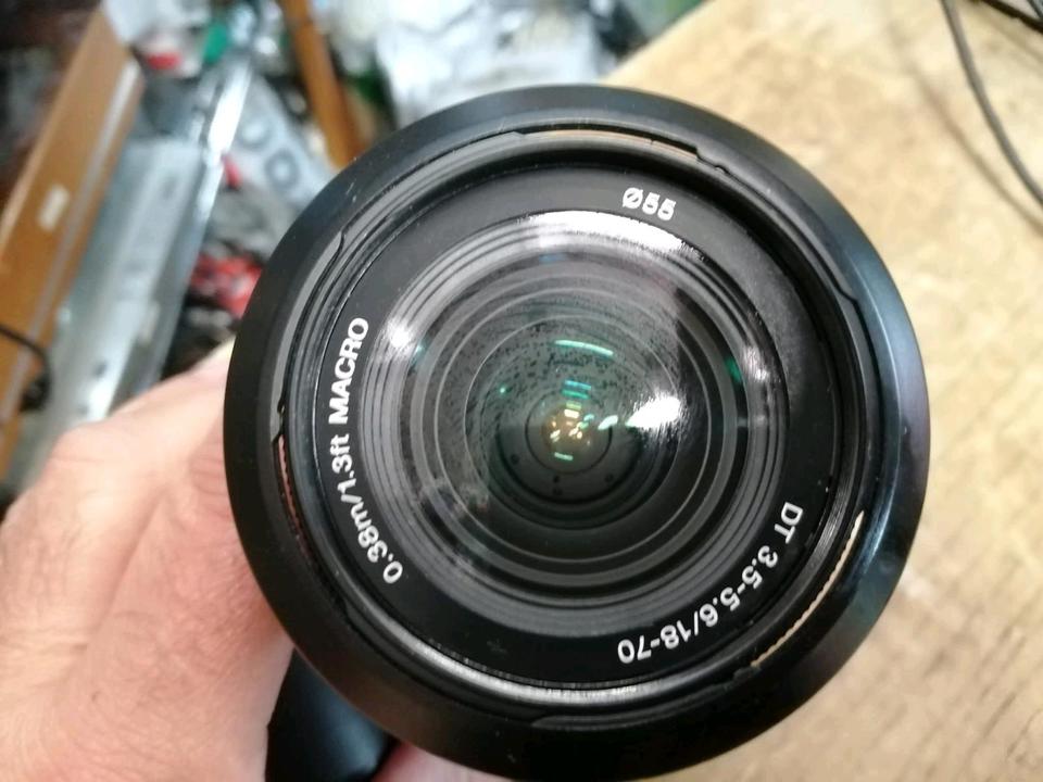 SONY DSLR-A100, Digital-Kamera mit Zubehör, guter Zustand!