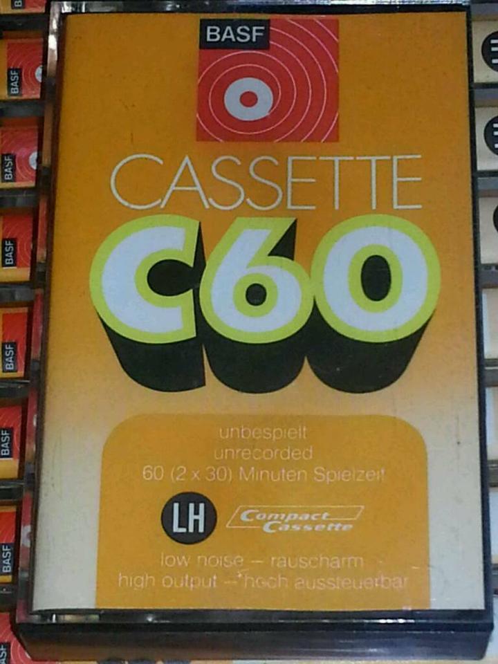 24 BASF Cassetten C 60; Audio-Cassetten, wie neu!