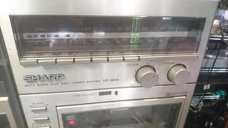 SHARP VZ-3000HB, etwas DEFEKT!!!