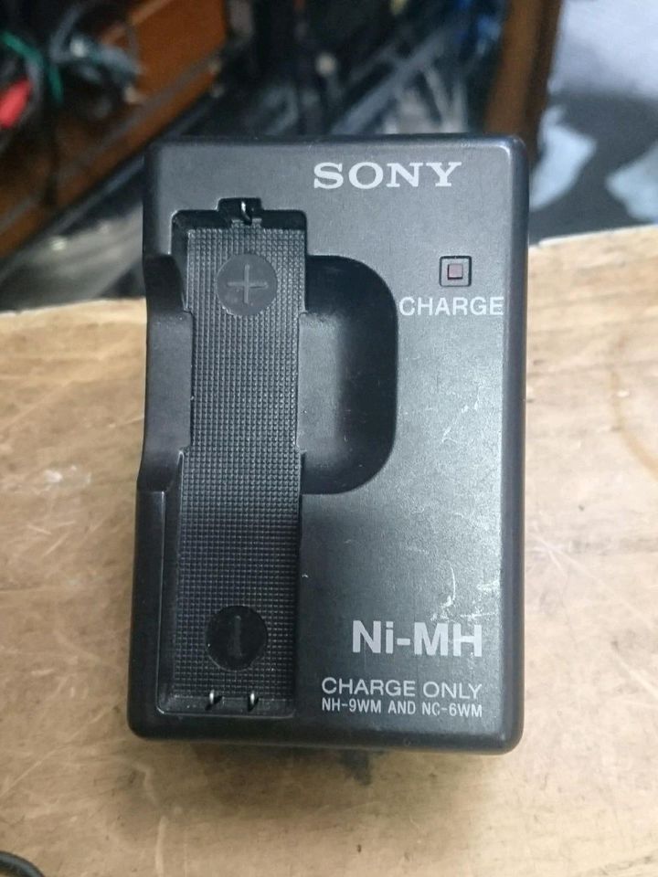 SONY WM-EX672, Walkman mit Zubehör!!!