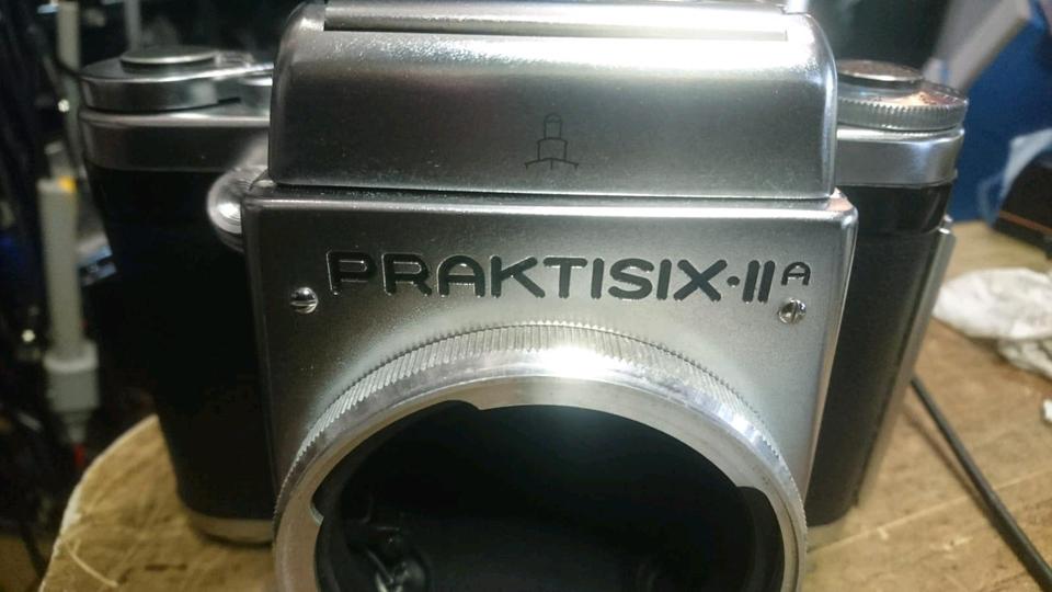 PRAKTISIX-II AG, Analog-Kamera OHNE Objektiv, guter Zustand!!