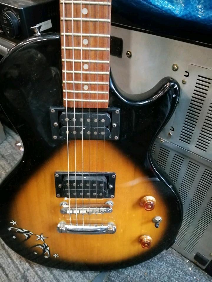 GIBSON Special Model von EPIPHONE, E-Gitarre mit 1 Tasche!!