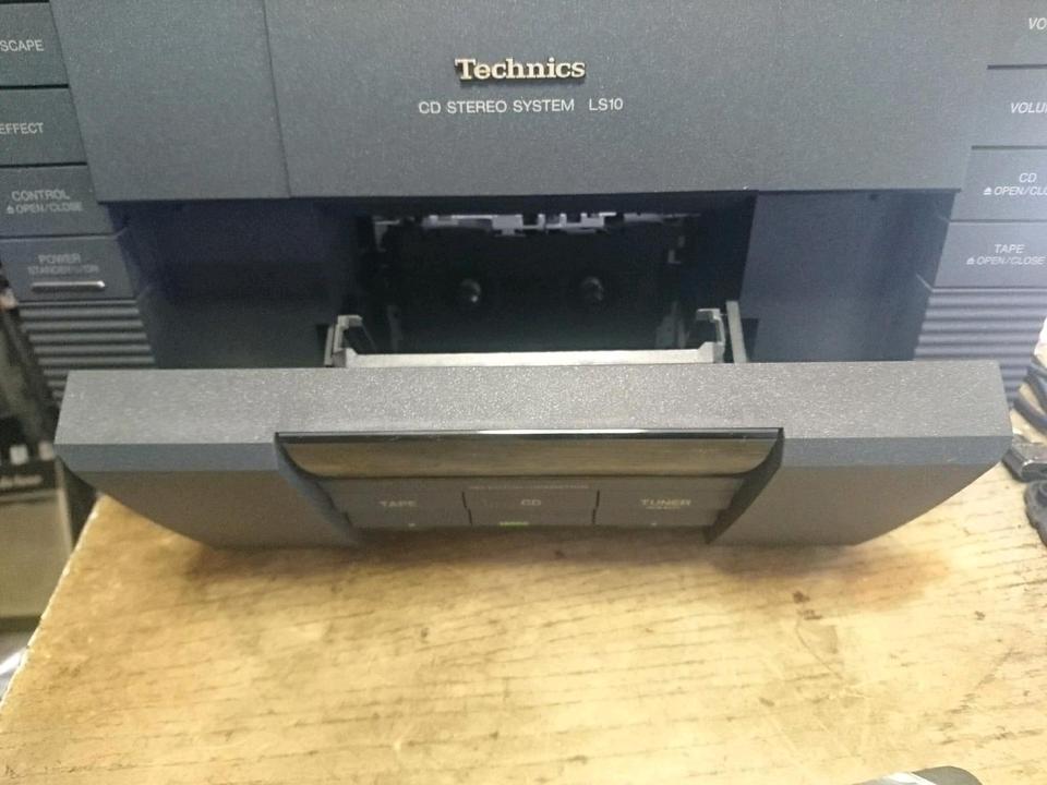 TECHNICS SA-LS 10 CD Stereo System +2 Boxen!