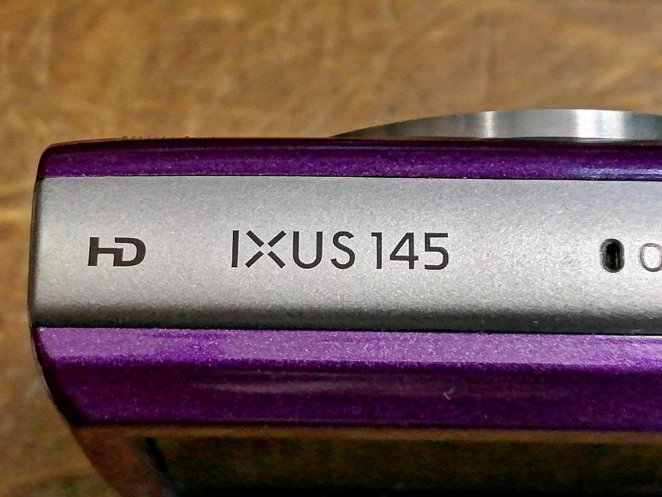 CANON IXUS 145, Digital-Kamera mit Zubehör!! guter Zustand!!