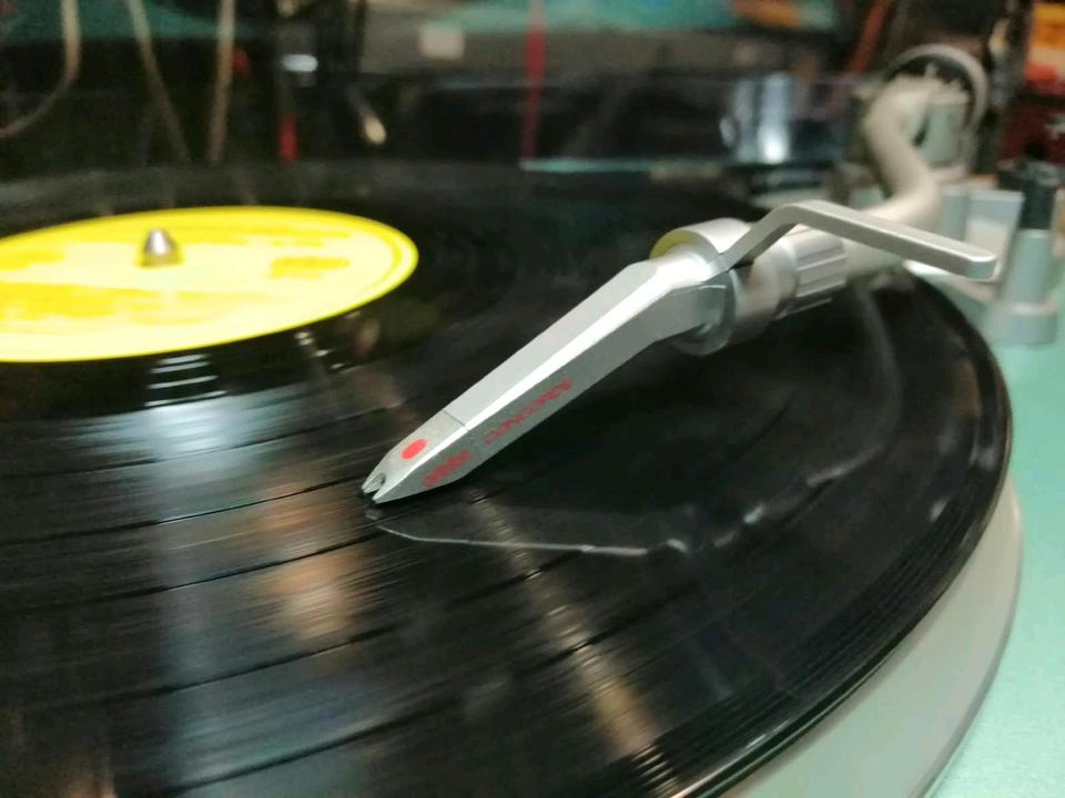 VESTAX BDT-2000, Plattenspieler + ORTOFON Nadelsystem!!