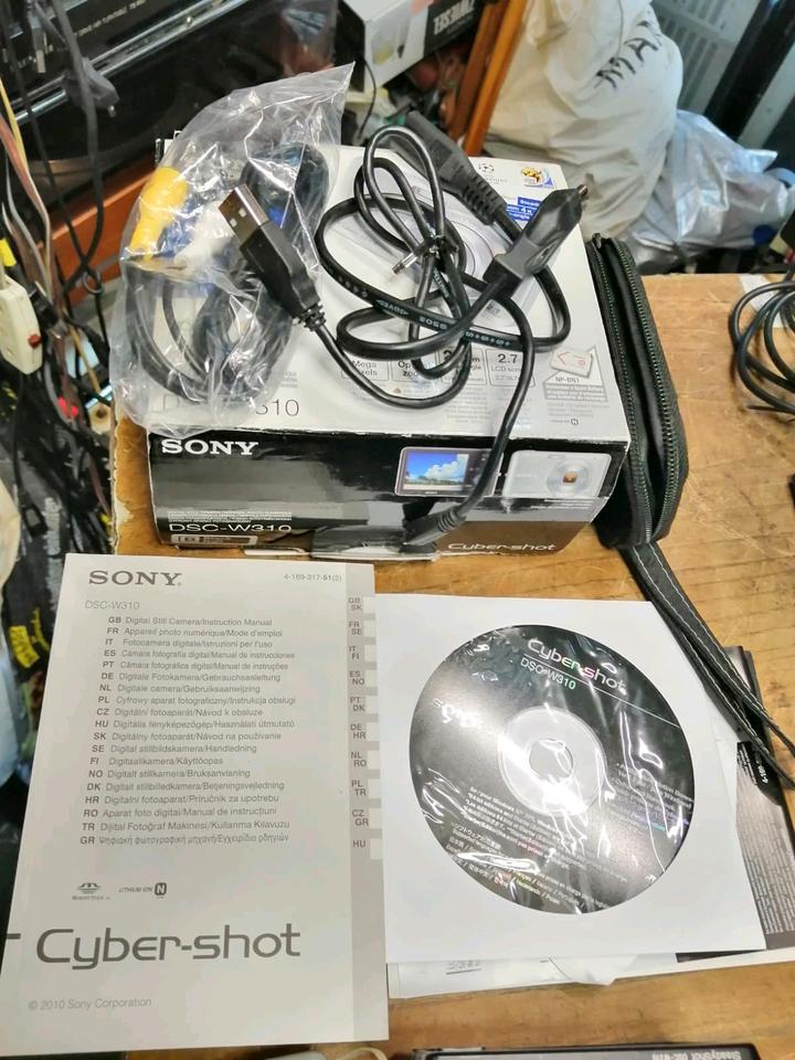 SONY Cyber-Shot DSC-W320, Digital-Kamera mit Zubehör!!!
