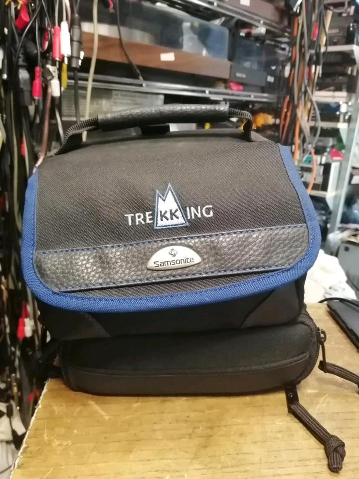 SONY DCR-HC37E, MiniDV-Videocamera mit Zubehör!!!