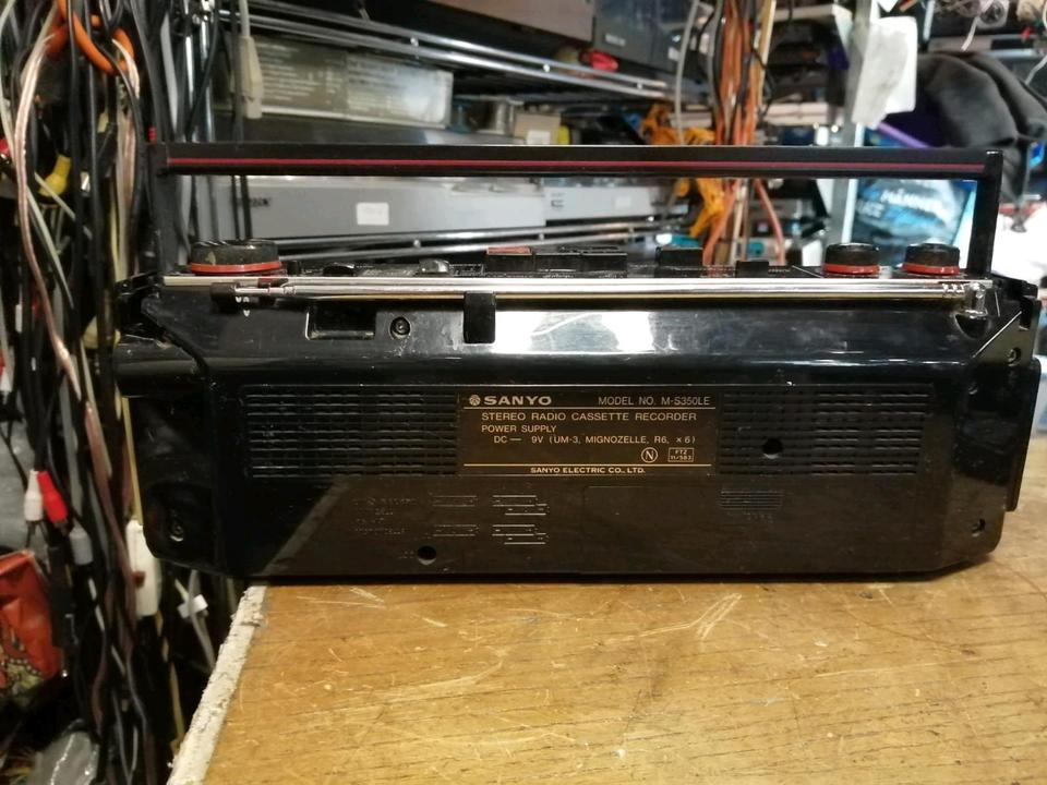 SANYO M-S350LE, Radio-Cassetten-Recorder mit Original-Adapter!!