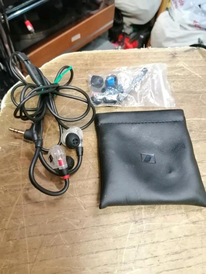 SENNHEISER IE 100 PRO, Kopfhörer, sehr guter Zustand!!!