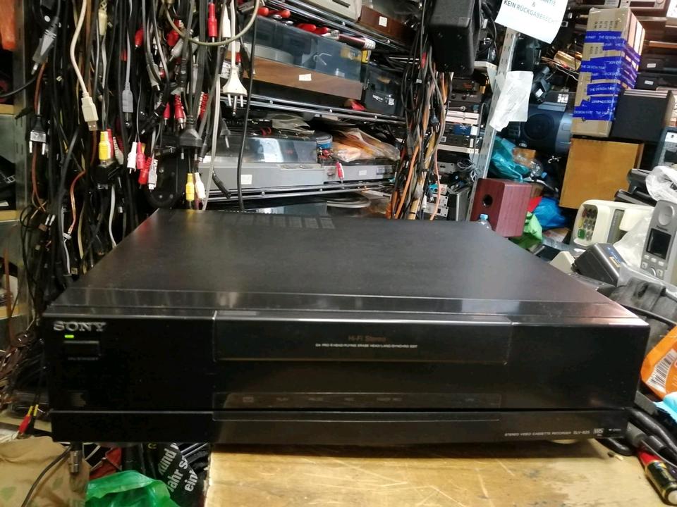 SONY SLV-825VC, Videocassettenrecorder, DEFEKT!!