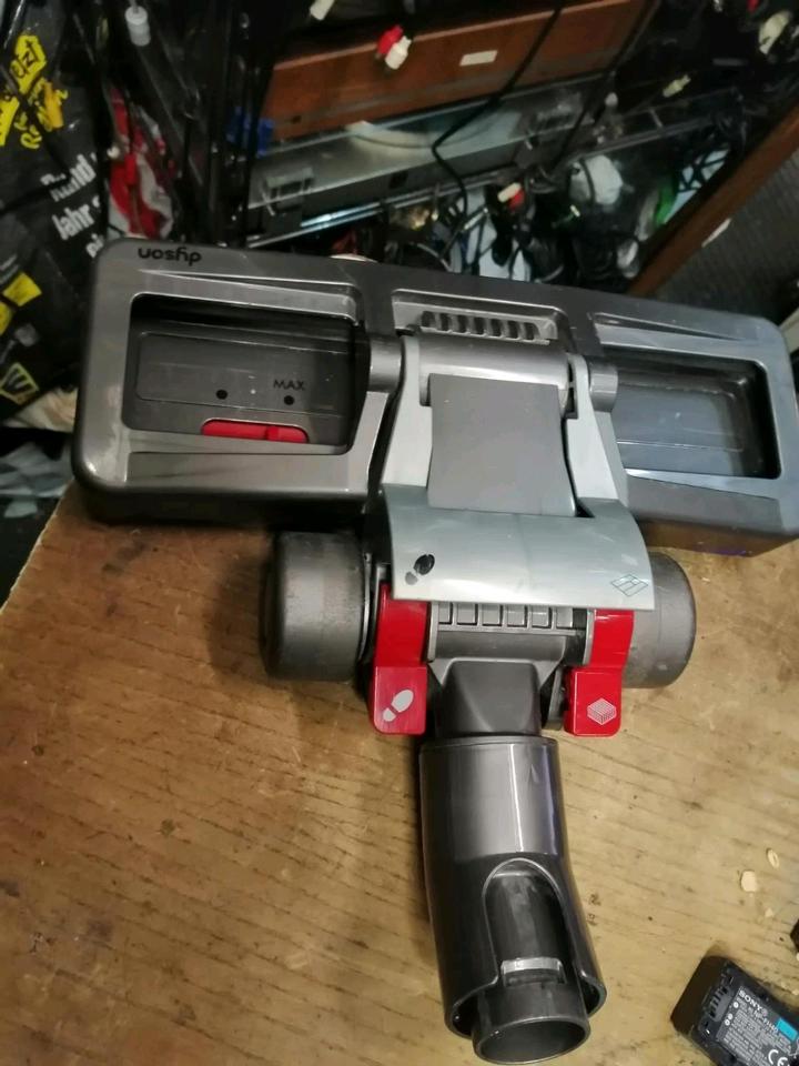 DYSON DC63, Bodendüse, umschaltbar, guter Zustand!!!