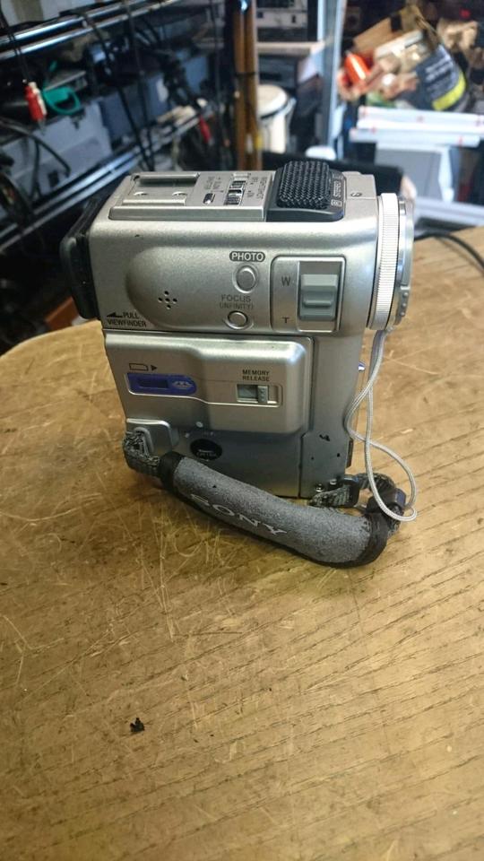 SONY DCR-PC3E, MiniDV-Videocamera, Zubehör!!