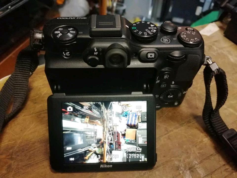 NIKON COOLPIX P7100, Digital-Kamera mit Zubehör!!