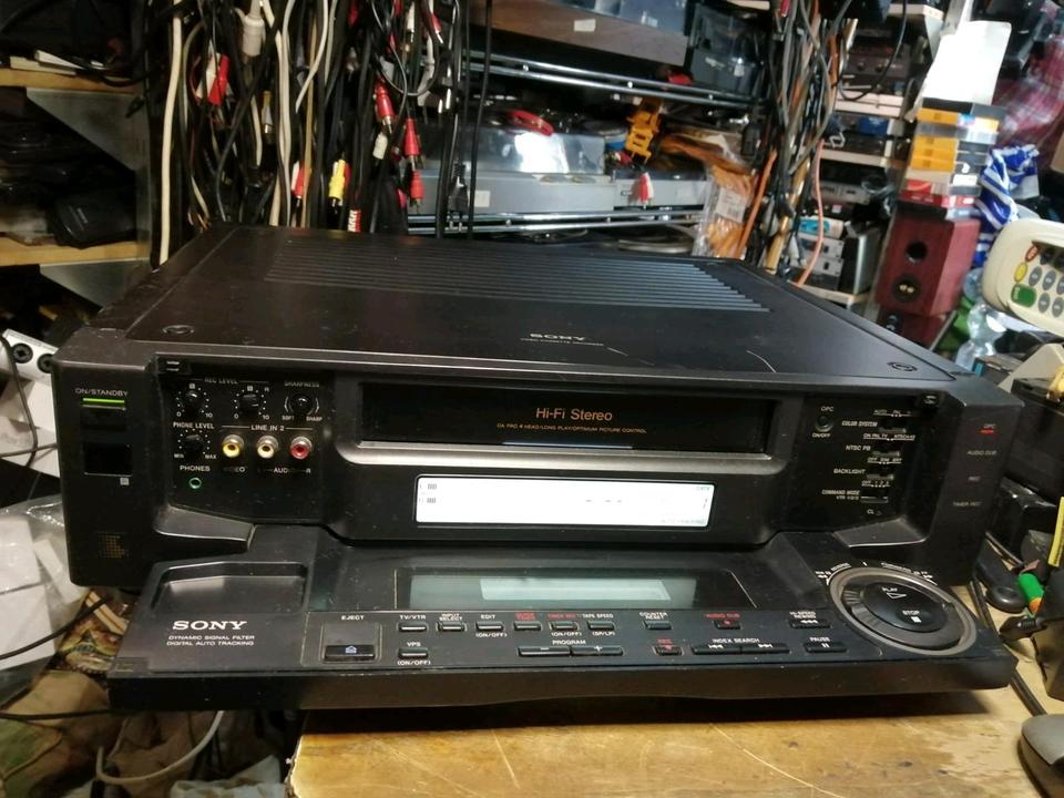 SONY SLV-E9VC, Videocassettenrecorder, DEFEKT!!!