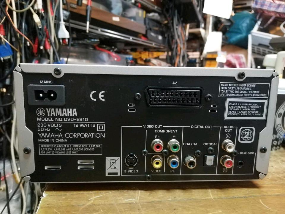 YAMAHA DVD-E180, DVD-Player ohne Fernbedienung!!