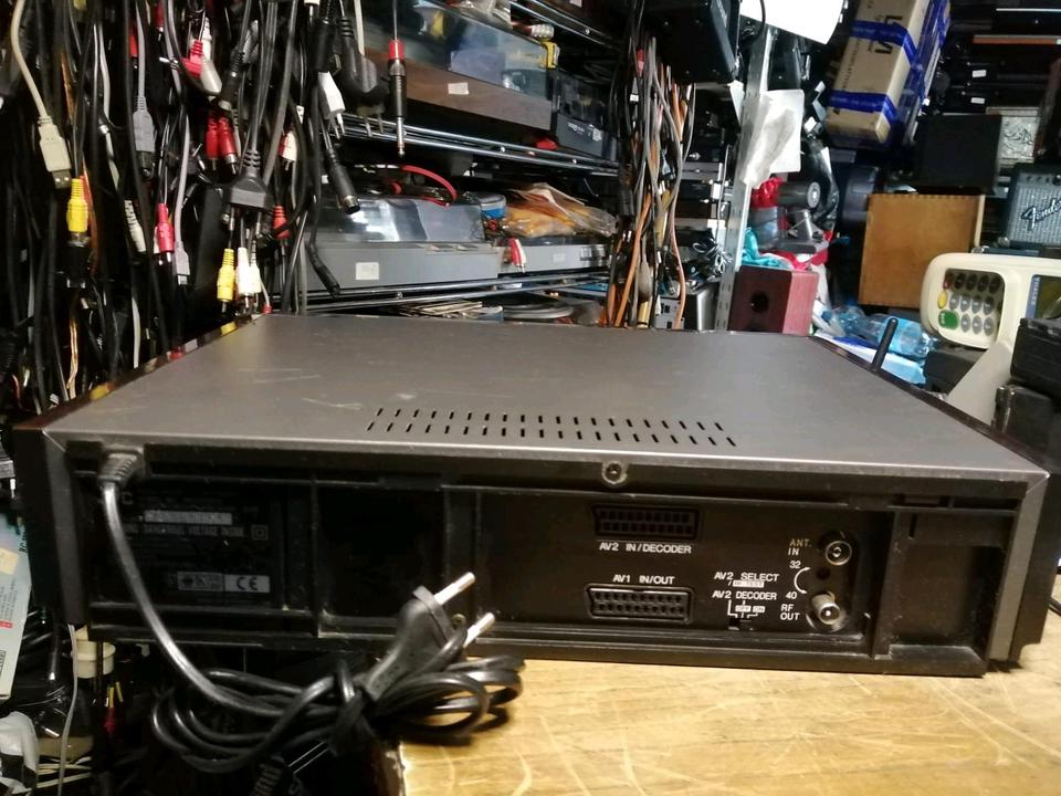 JVC HR-E226EG, Videocassettenrecorder, guter Zustand!!