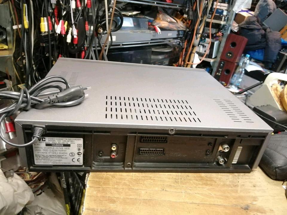 JVC HR-J870EU, Videocassettenrecorder, guter Zustand!!