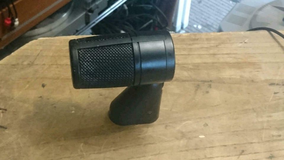 AKG D440, Mikrofon ohne Kabel, XLR-Anschluß