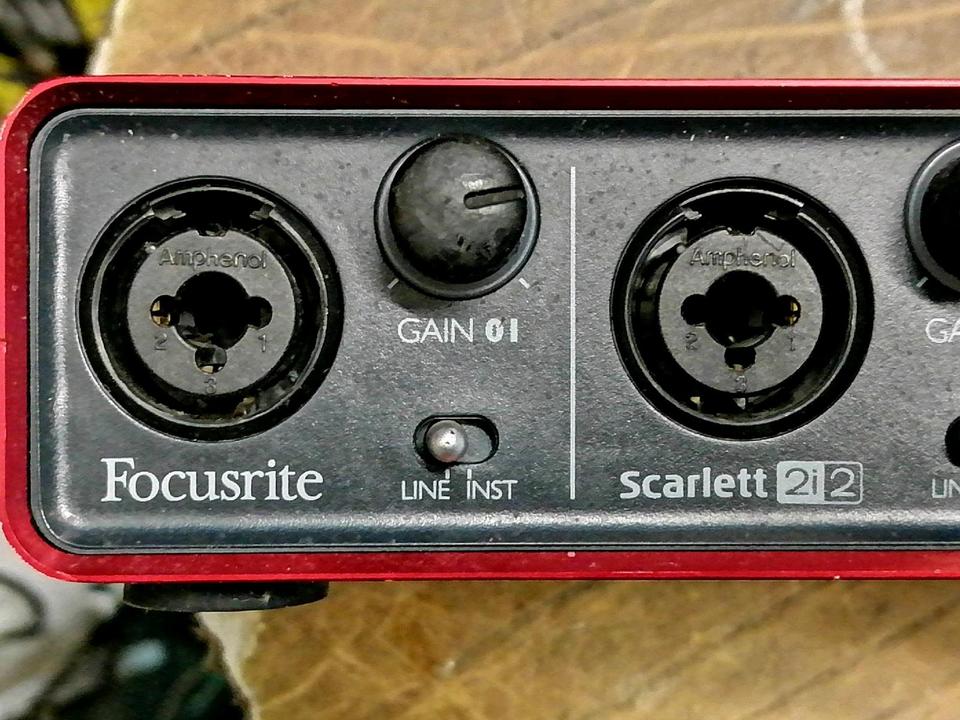 FOCUSRITE SCARLETT 2i2 Audio Interface, guter Zustand!!!
