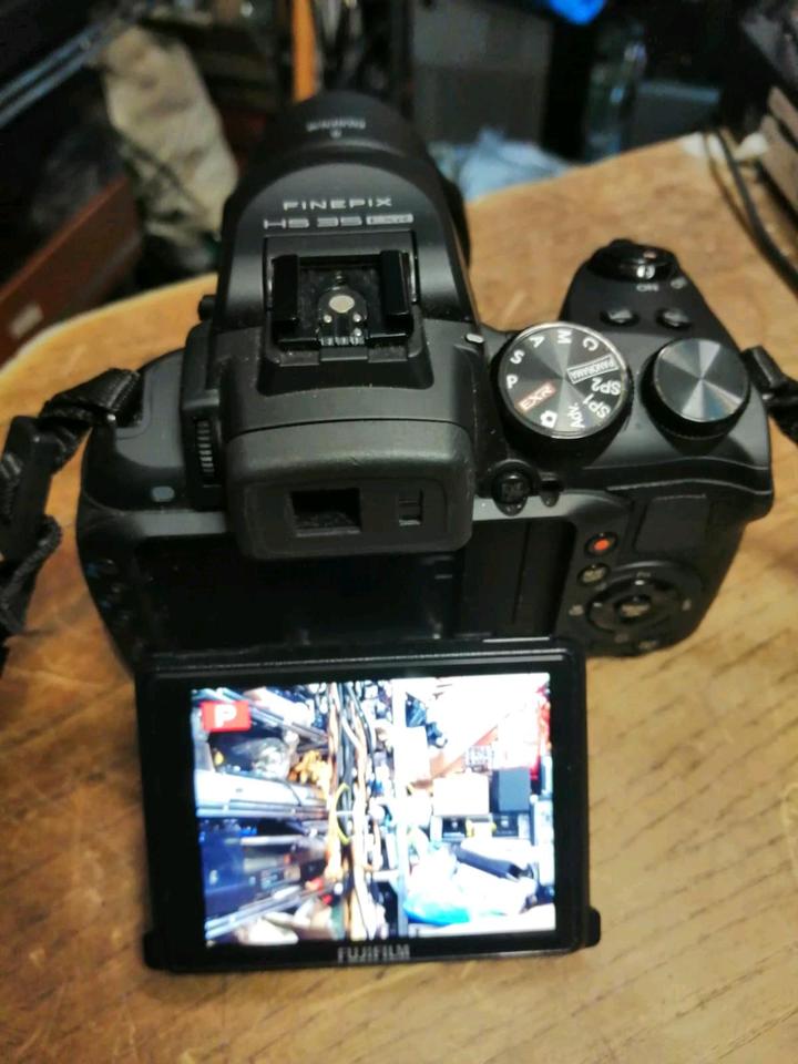 FUJIFILM FINEPIX HS35EXR, Digital-Kamera mit Zubehör!!