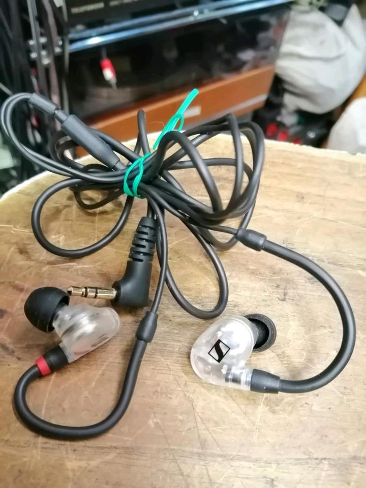 SENNHEISER IE 100 PRO, Kopfhörer, sehr guter Zustand!!!