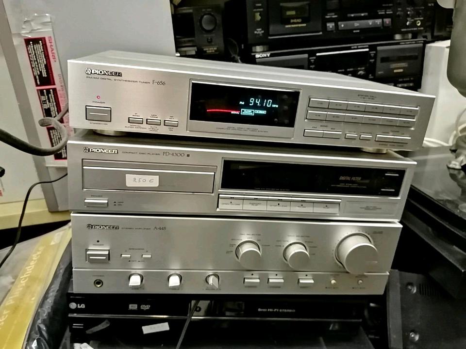 PIONEER Amplifier A-445, Tuner F-656 und CD-Player PD-4300!
