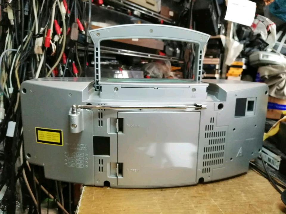 AIWA CSD-EL300EZ CD Radio Cassette-Corder, guter Zustand!!