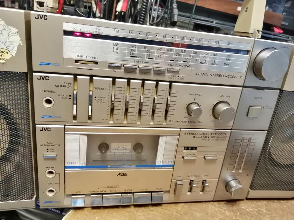 JVC PC-R11L, Radio-Cassetten-Recorder, etwas DEFEKT!!!!
