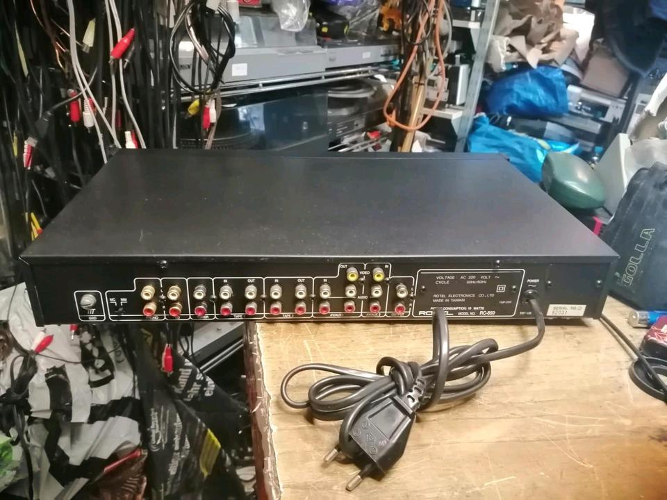ROTEL RC-850 Stereo Control Amplifier/Vorverstärker!!!