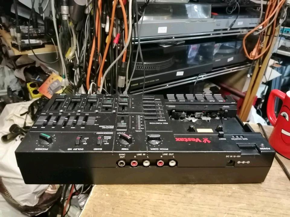 VESTAX MR-300, Mixer mit Universal-Adapter, etwas DEFEKT!!!