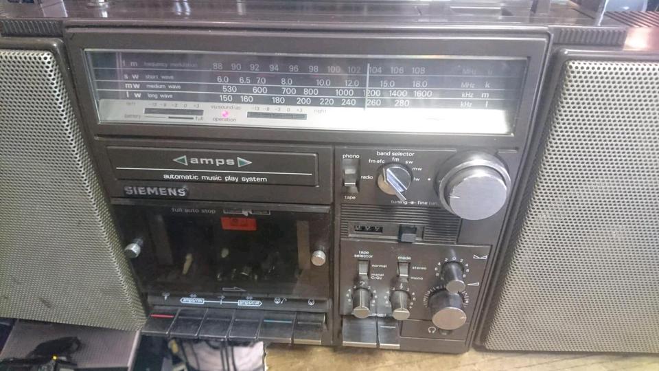 SIEMENS Club 736, Radio-Cassetten-Recorder, DEFEKT!!