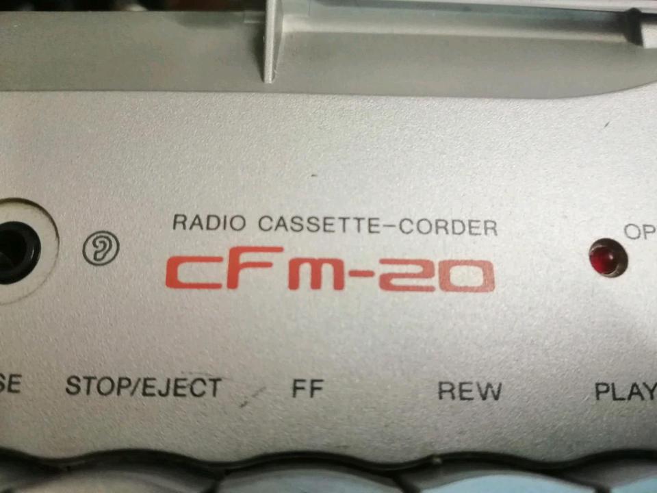 SONY cFm-20, Radio-Cassetten-Recorder, guter Zustand,!